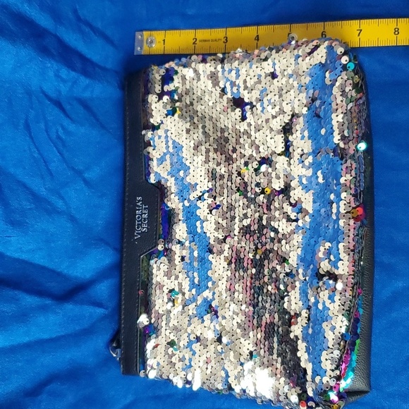 Limited Edition Victoria's Secret Sequin Pouch Make up Bag - Picture 6 of 9